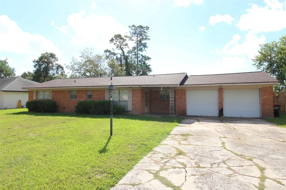 Photo of 111 Staples Drive