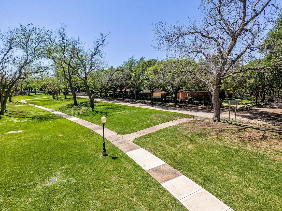 Photo of 3603 Springhill Lane