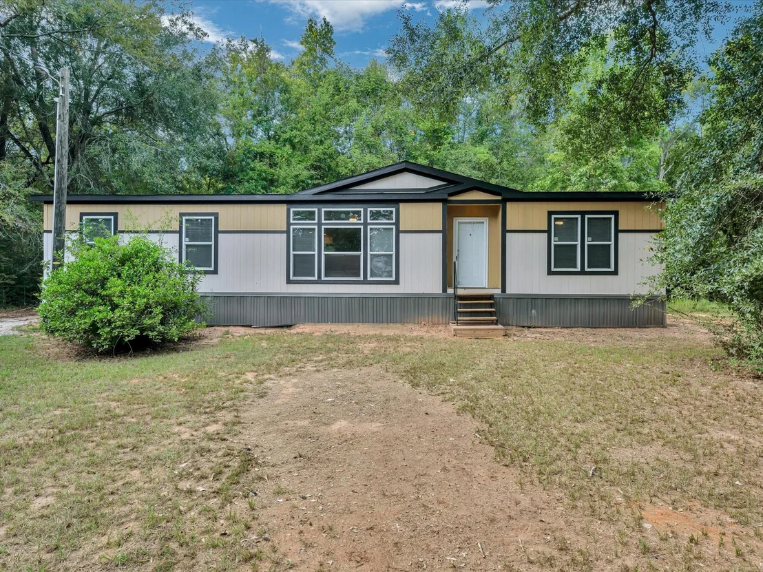 Photo of 1817 County Road 392