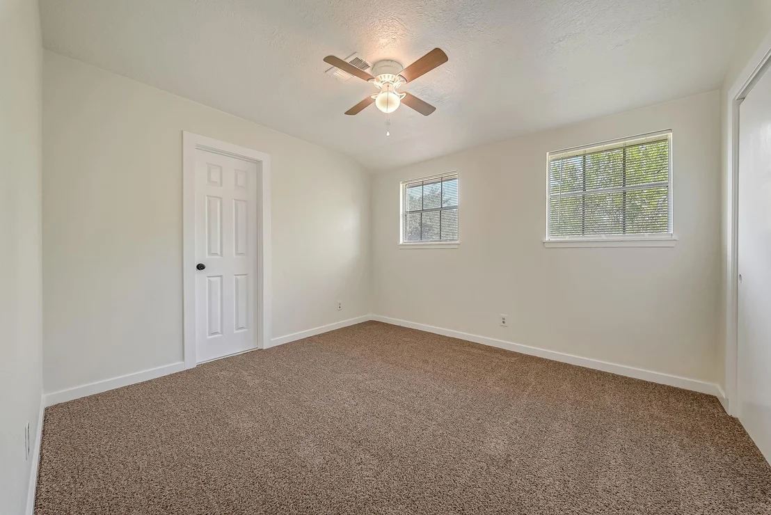Photo of 1410 Parkside Drive
