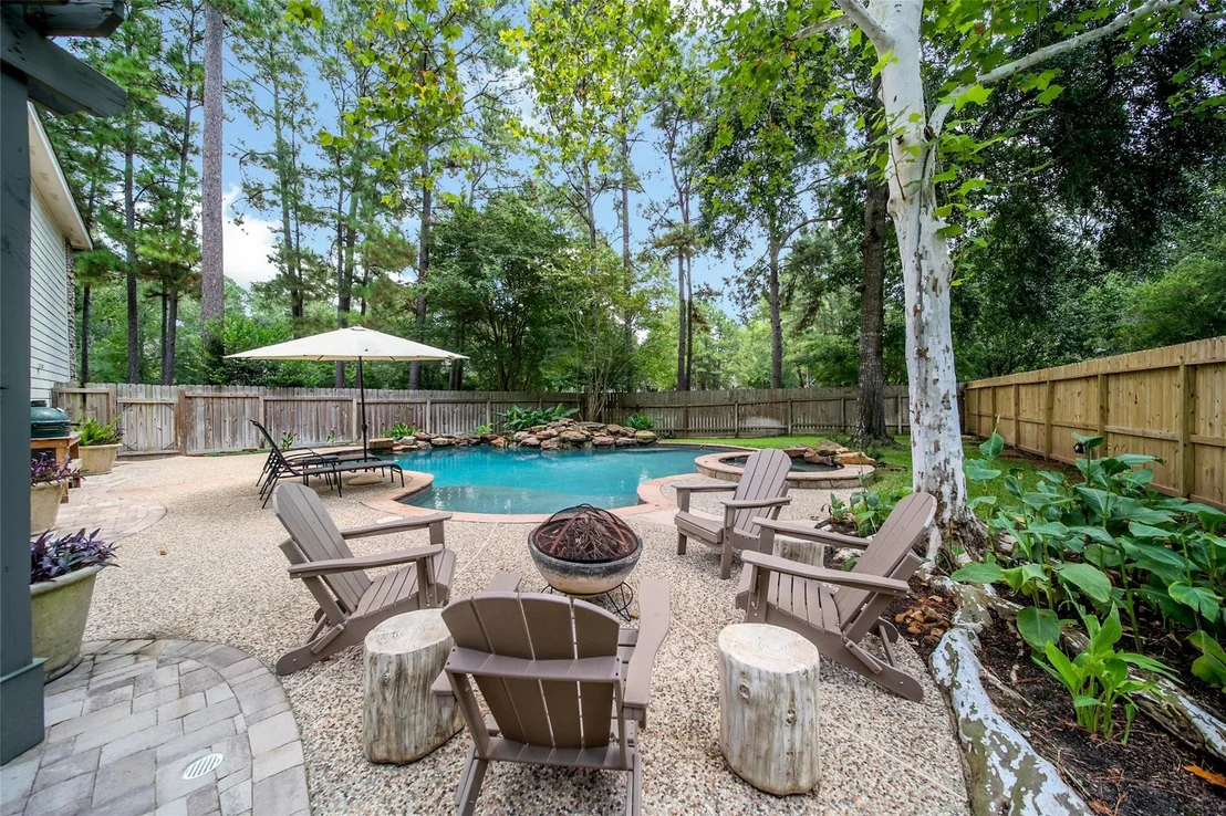 Photo of 43 E Sandalbranch Circle