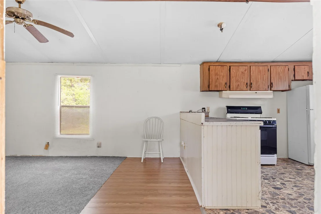 Photo of 370 Lakeside Circle