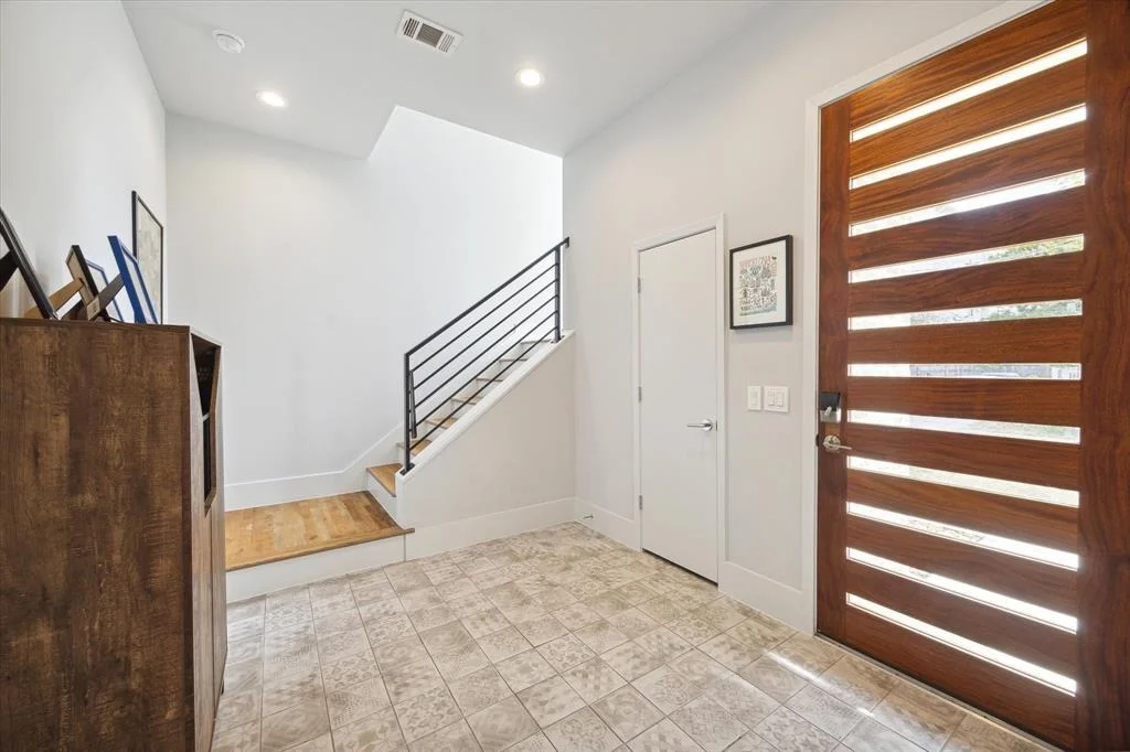 Photo of 808 Olive Street