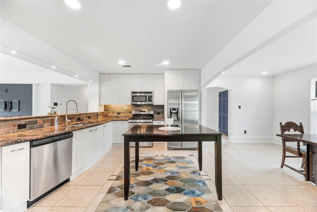 Photo of 2418 Pebbledowne Circle