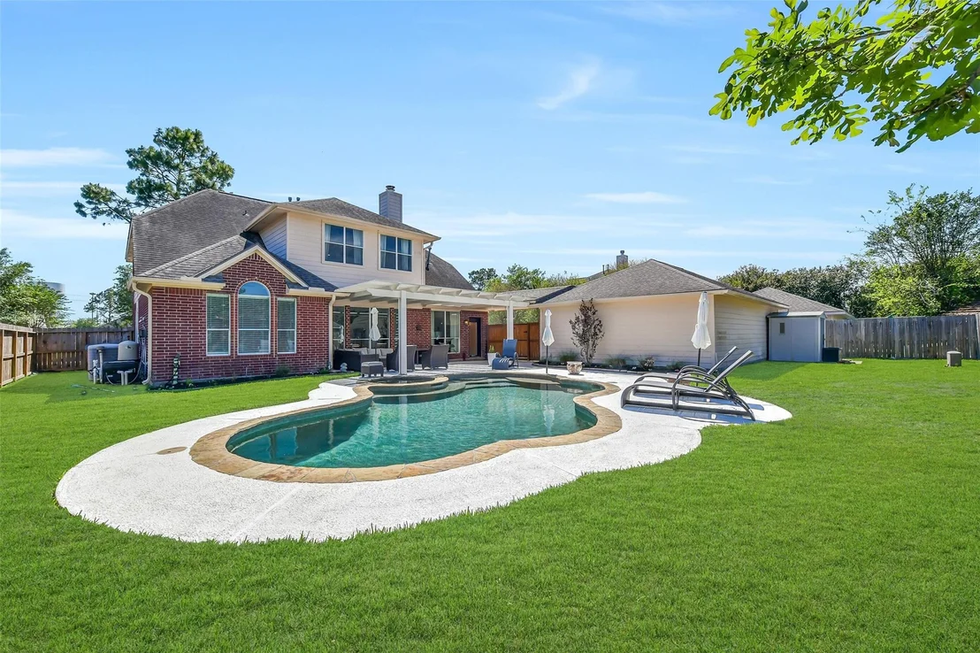 Photo of 2864 Everett Drive