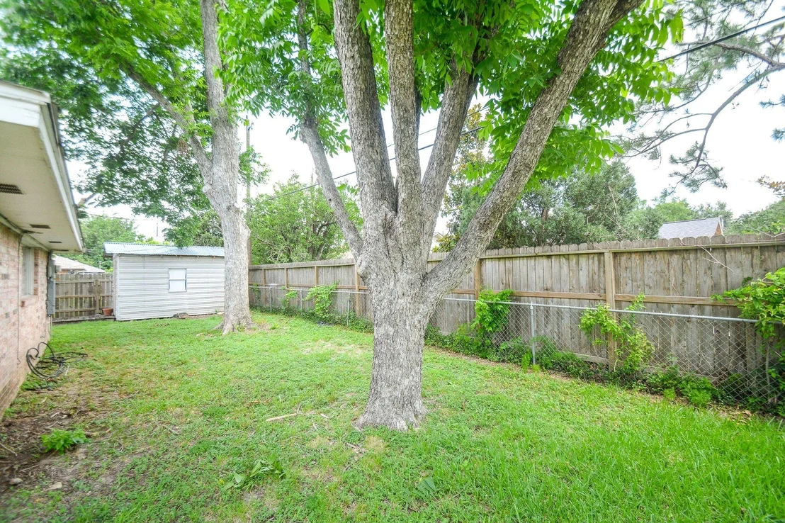 Photo of 6002 Verdome Lane