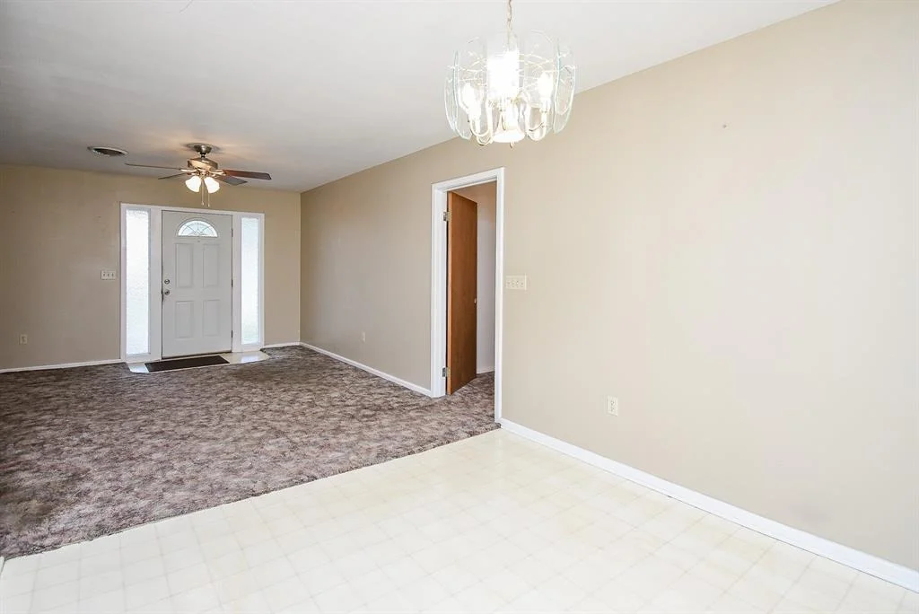 Photo of 912 Spruce Avenue