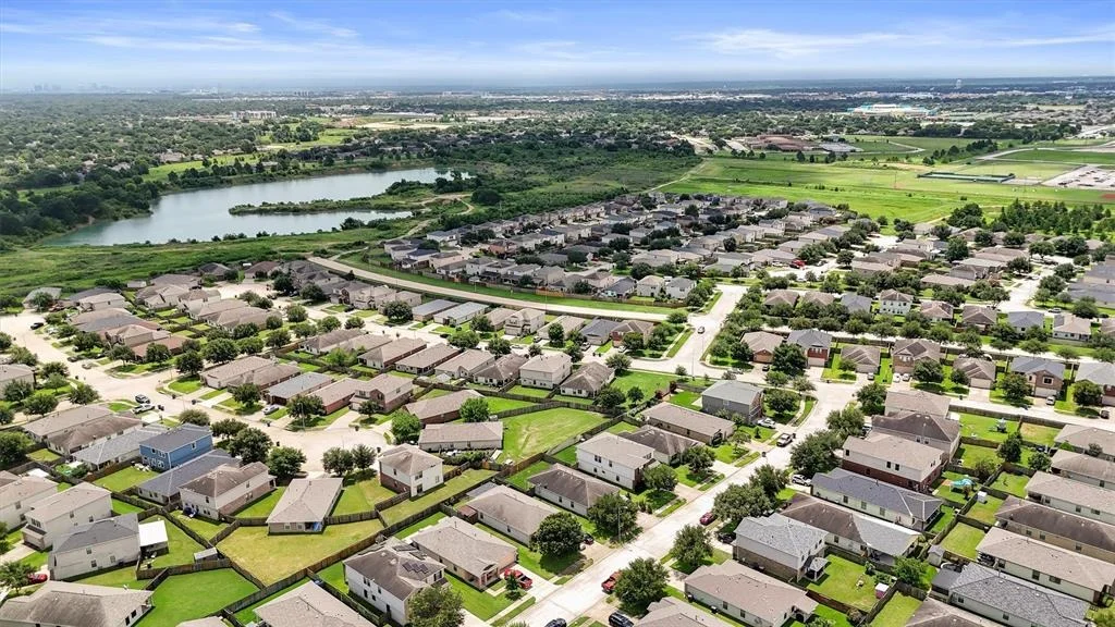 Photo of 2722 Roaring Oaks Lane