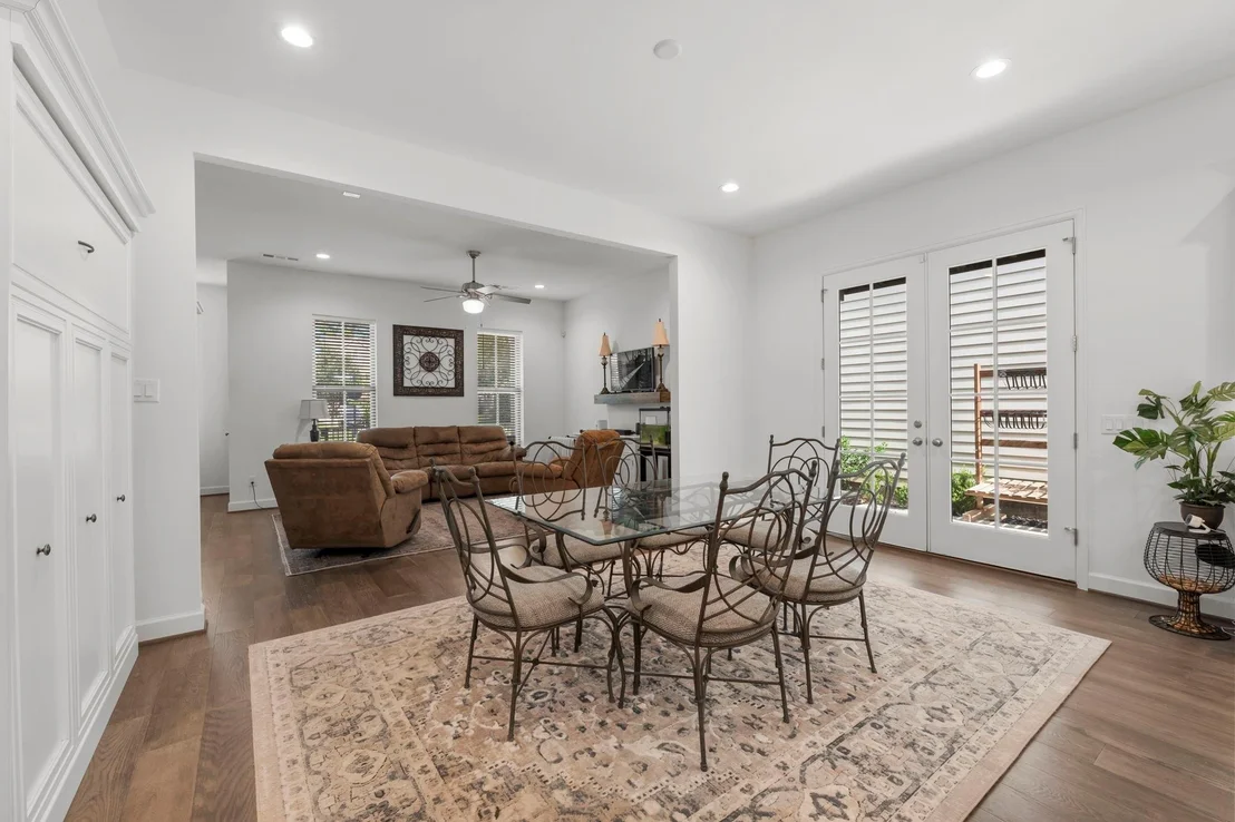 Photo of 25213 Liberty Mill Drive