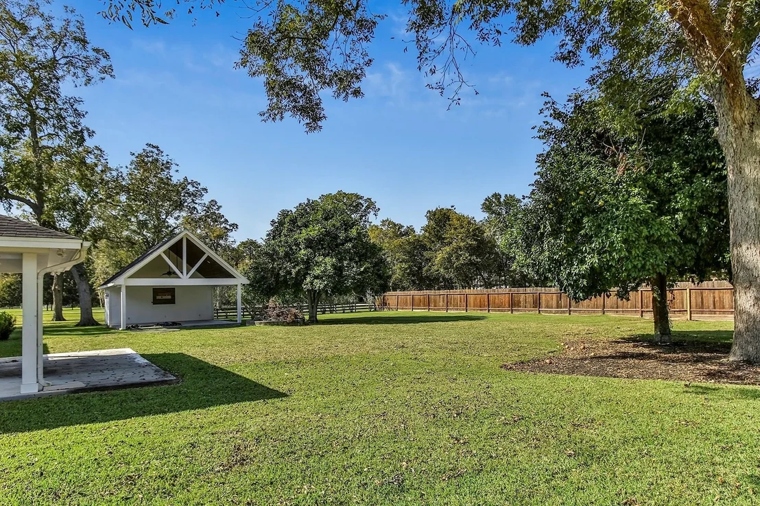 Photo of 5511 Greentree Drive Drive