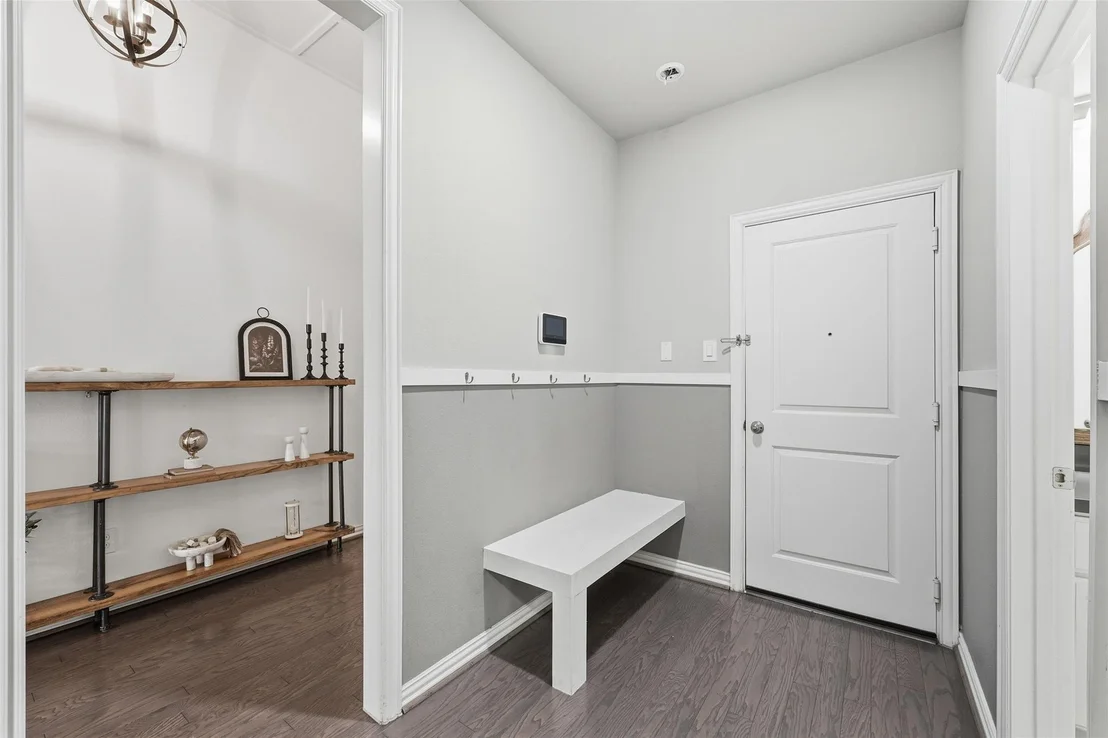 Photo of 28007 Castle Park Lane