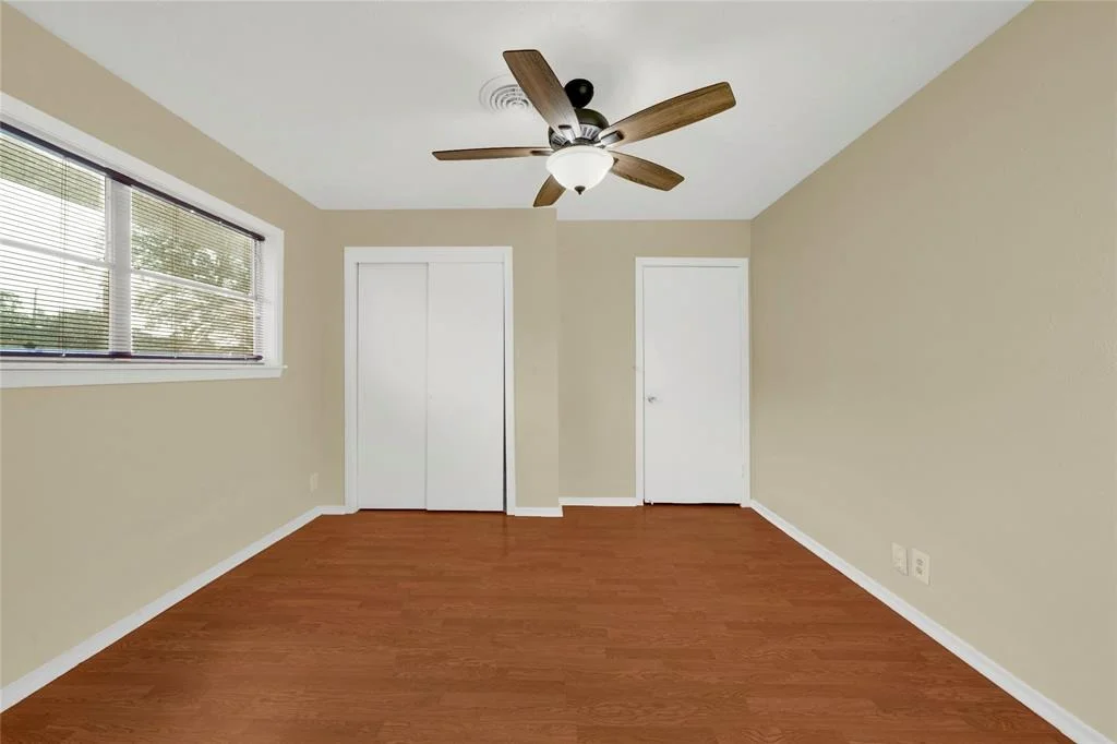 Photo of 2202 Walnut Lane
