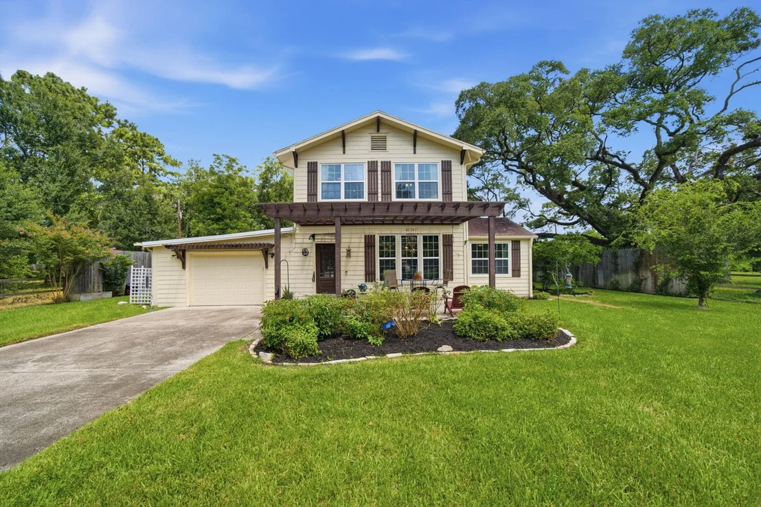 Photo of 5313 Palm Drive