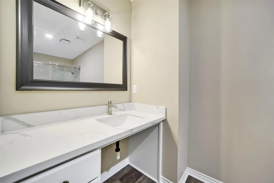 Photo of 2303 Willow Lake Drive