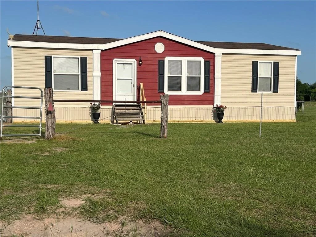 Photo of 121 Slippery Elm Road