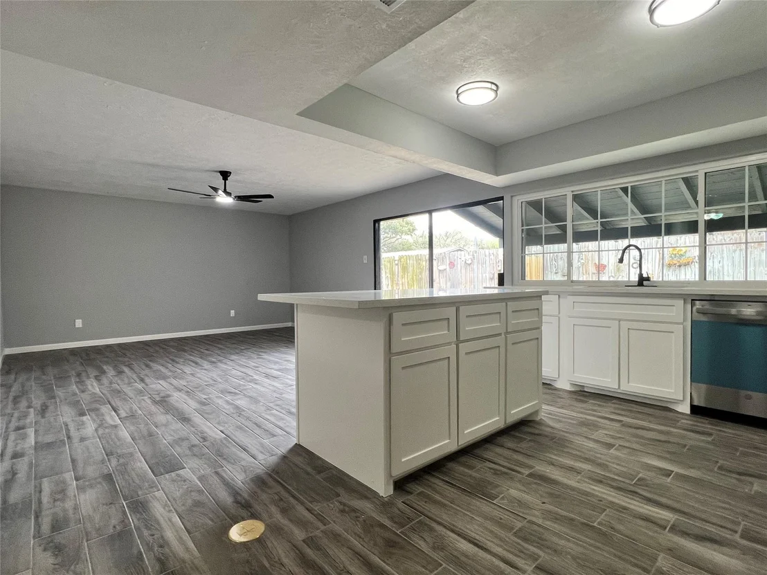 Photo of 3910 Lost Oak Drive