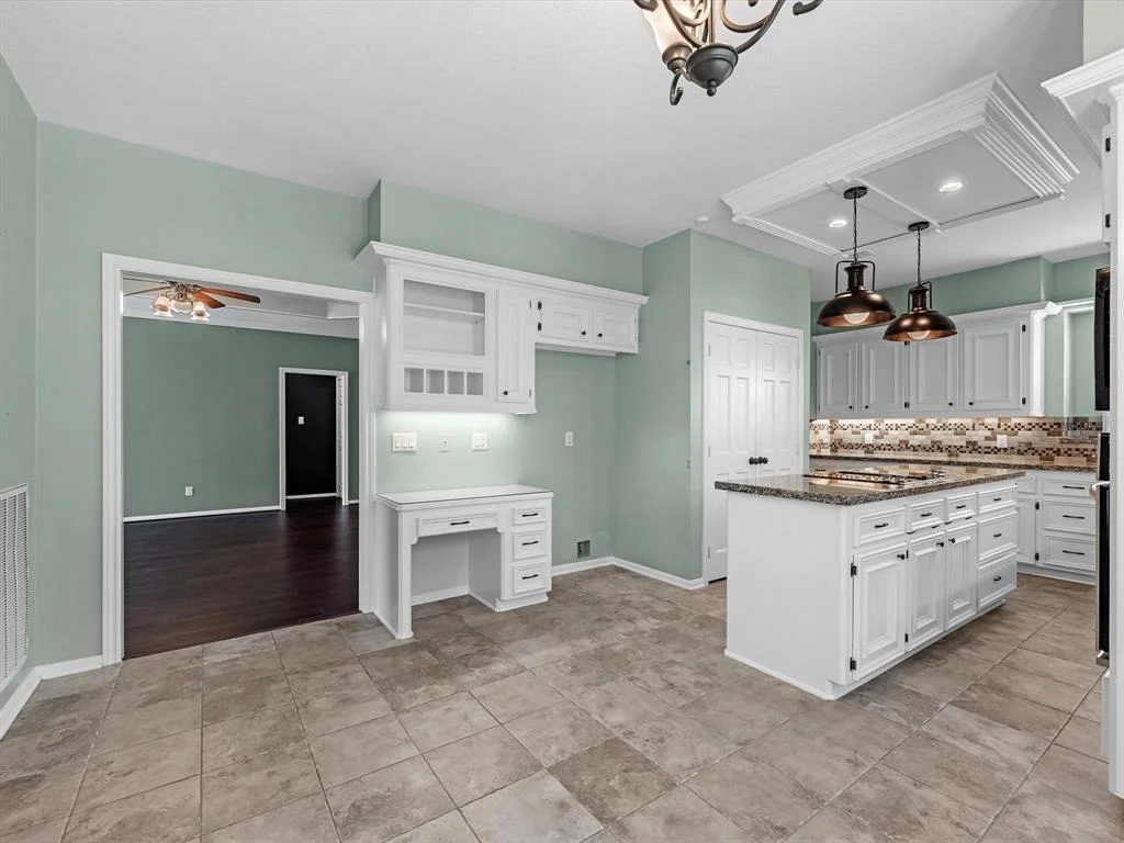 Photo of 5831 Mountain View Drive