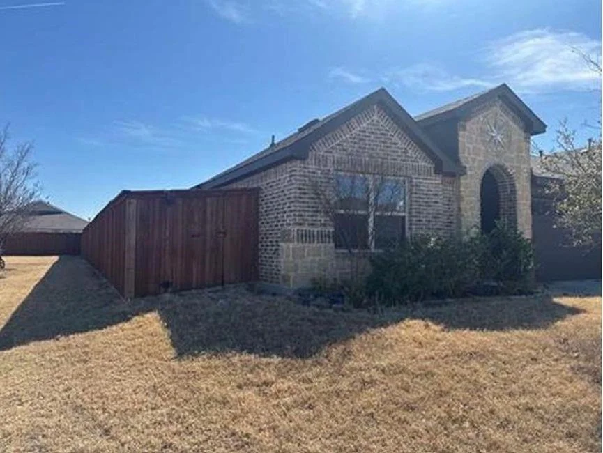 Photo of 3958 Bellingham Lane