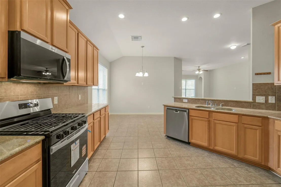 Photo of 25811 Sundrop Meadows Lane