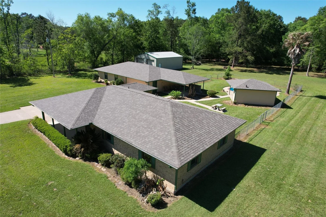 Photo of 1085 County Road 2222