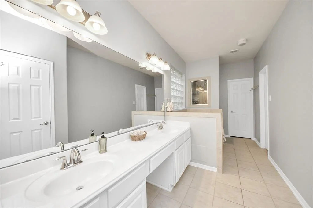 Photo of 2534 Pelican Drive