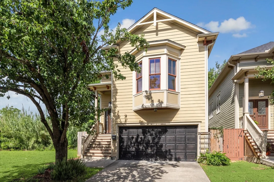 Photo of 519 Threlkeld Street