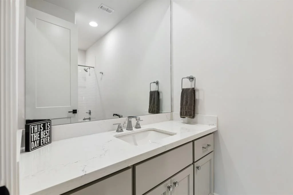 Photo of 1215 Gray Moss Lane