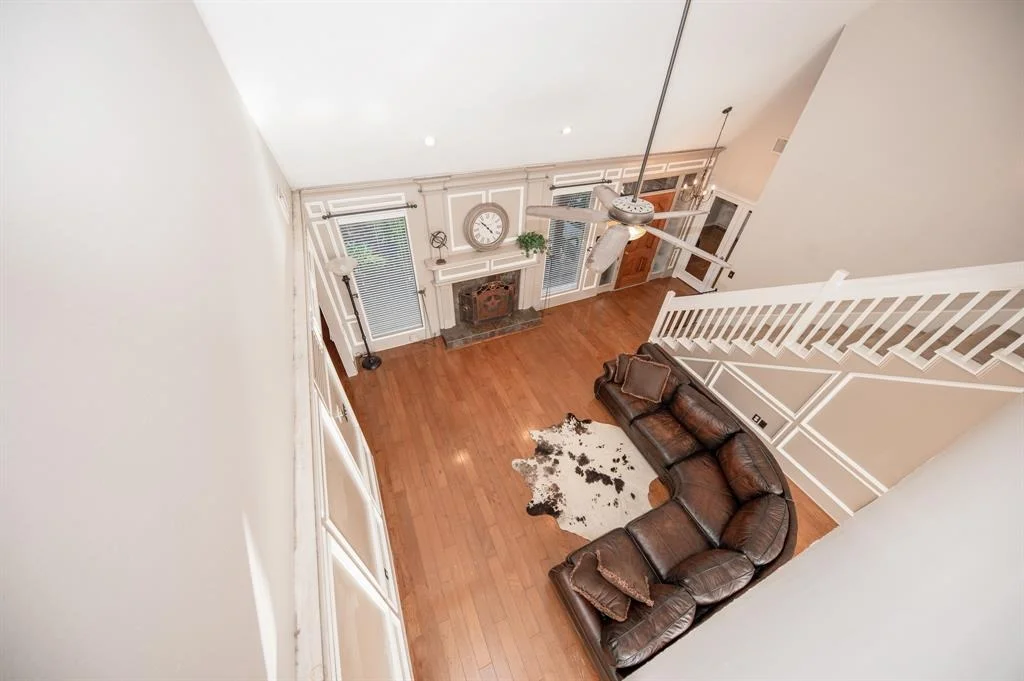 Photo of 17615 Woodlode Lane