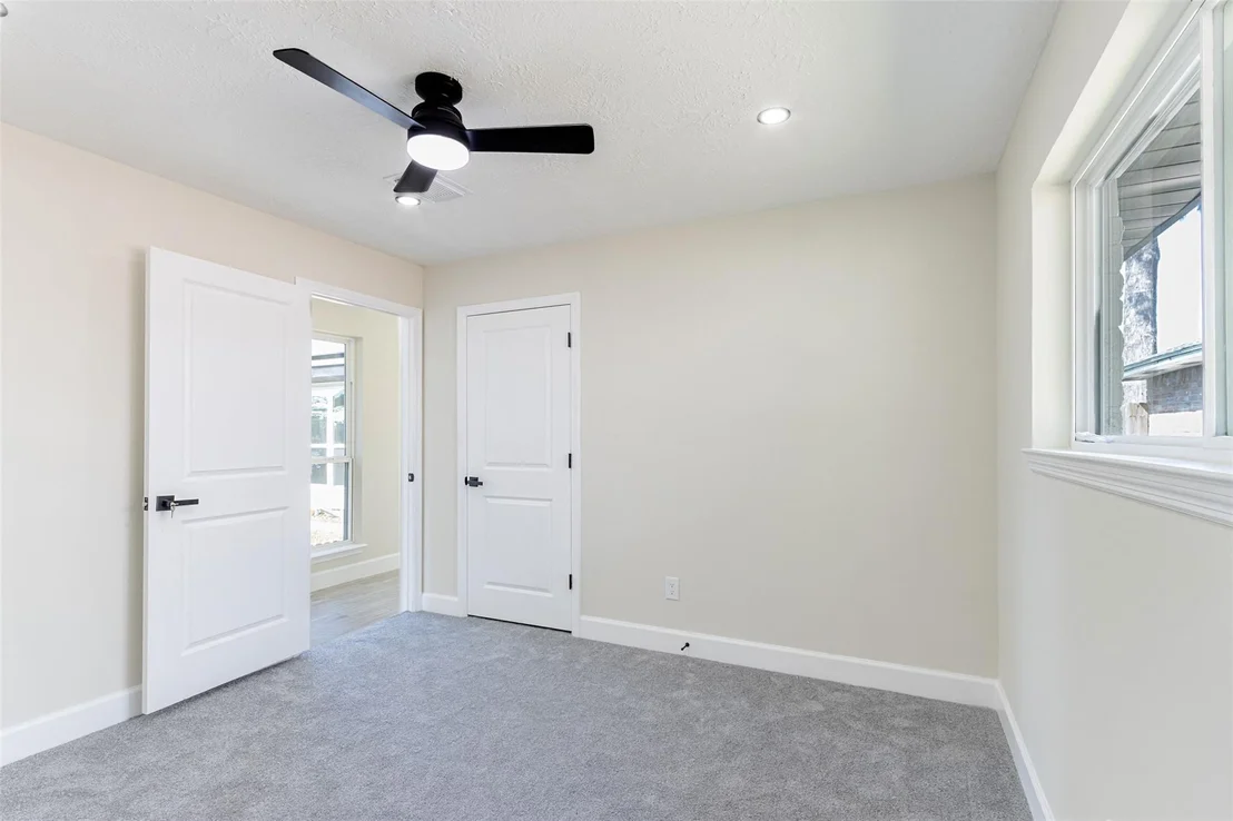 Photo of 11203 Rousseau Drive