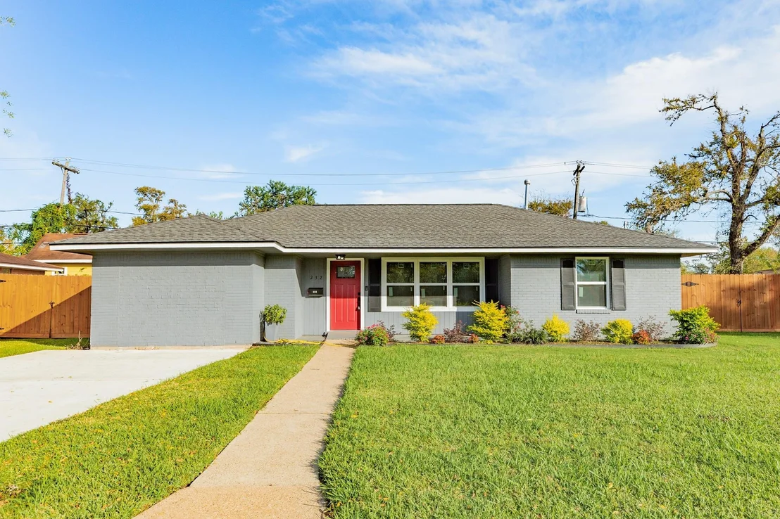 Photo of 232 Birch Street