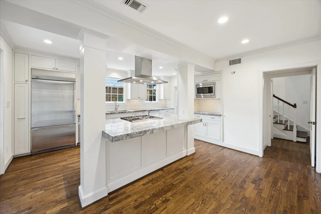 Photo of 2233 Pelham Drive