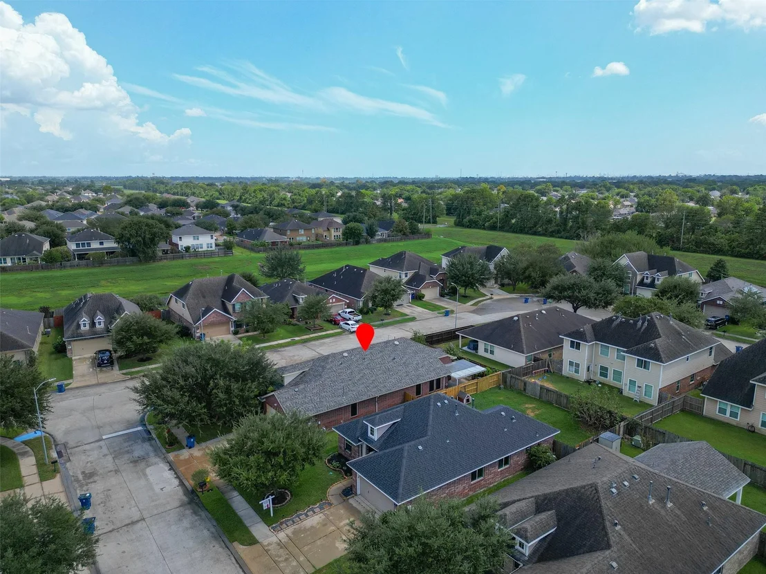 Photo of 15734 Bannowsky Lane