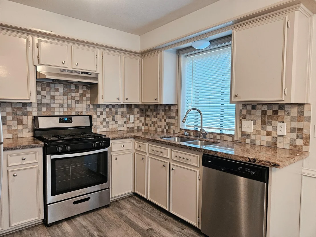 Photo of 80 Fallenstone Drive