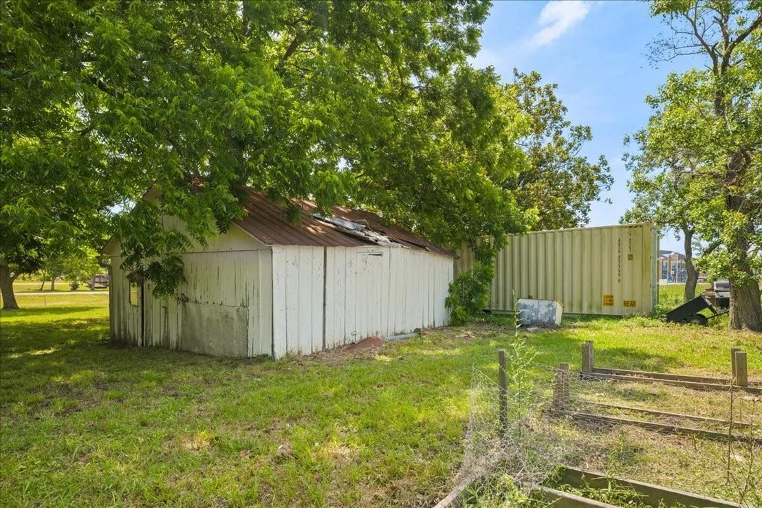 Photo of 8081 Ernst Parkway
