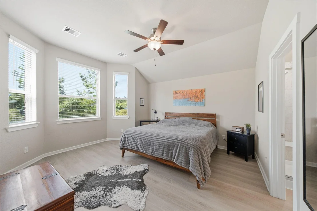 Photo of 10147 Bayou Oaks Drive