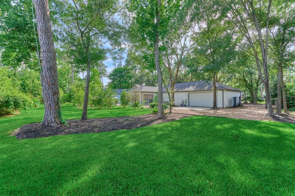 Photo of 23106 Hampton Forest Lane