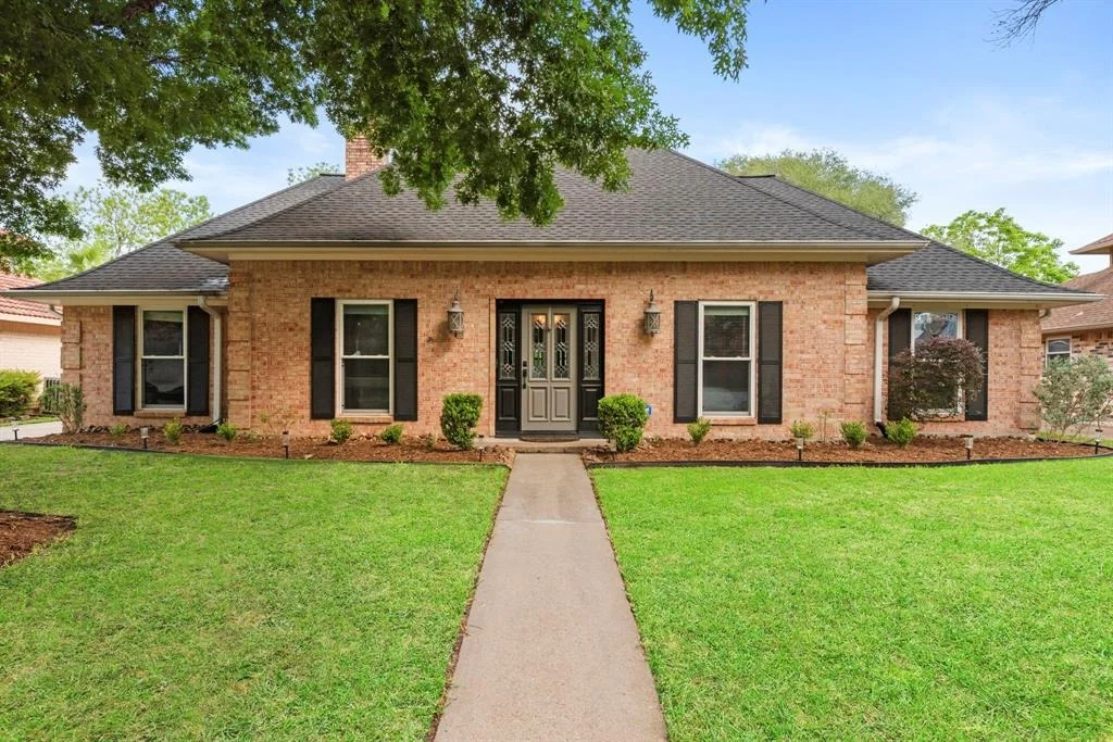 Photo of 5918 Donwhite Lane