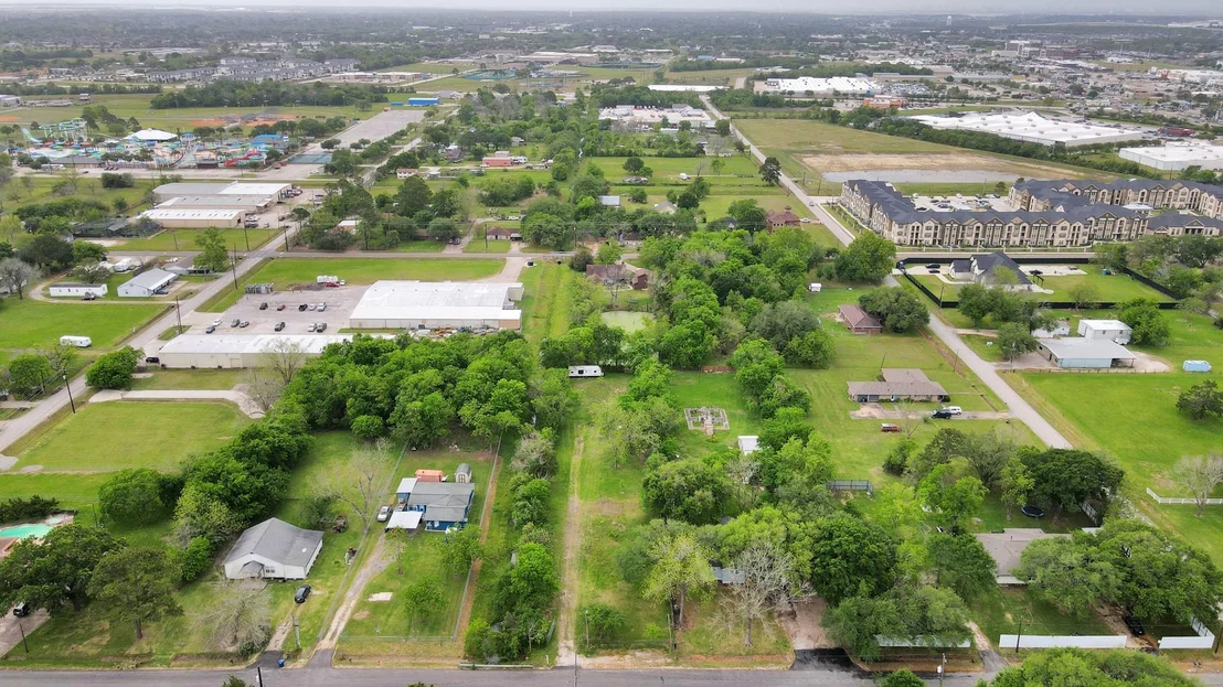 Photo of 703 North Road