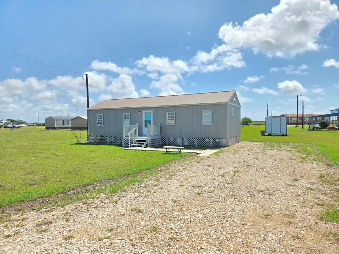 Photo of 167 Piranha Drive