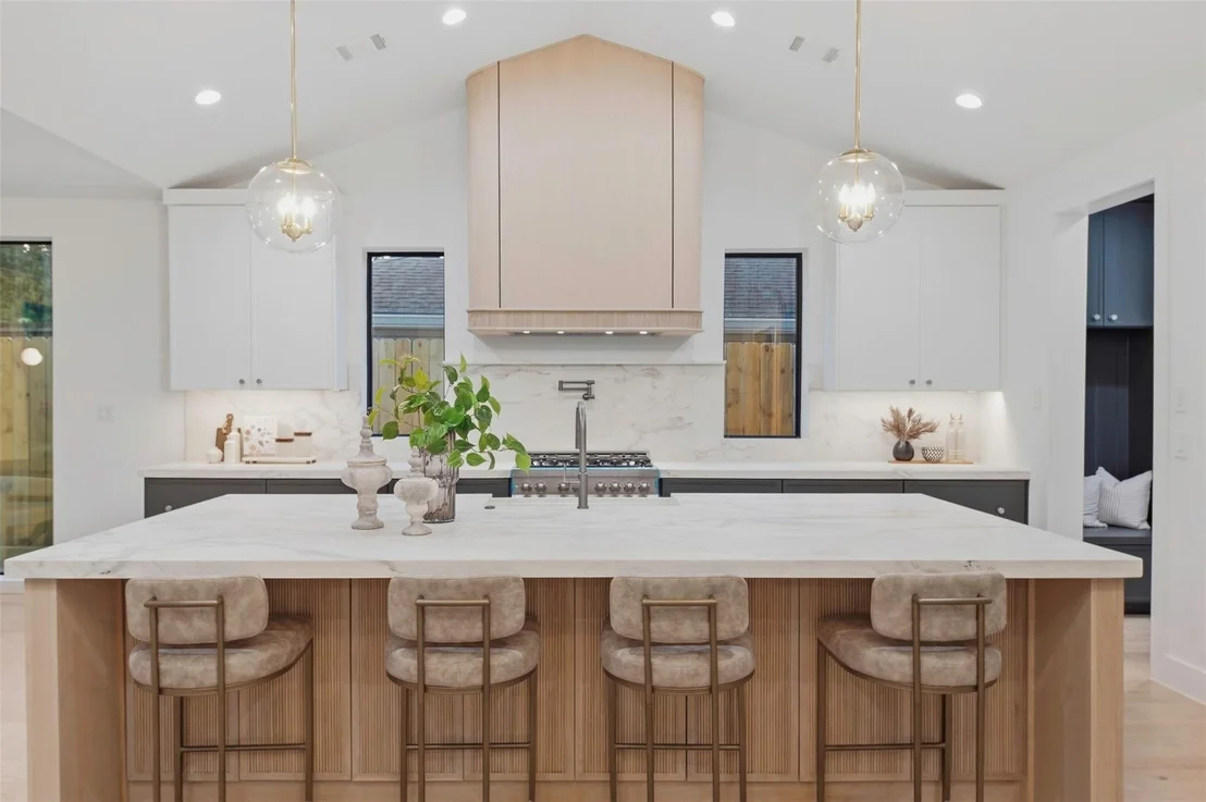 Photo of 2023 Viking Drive