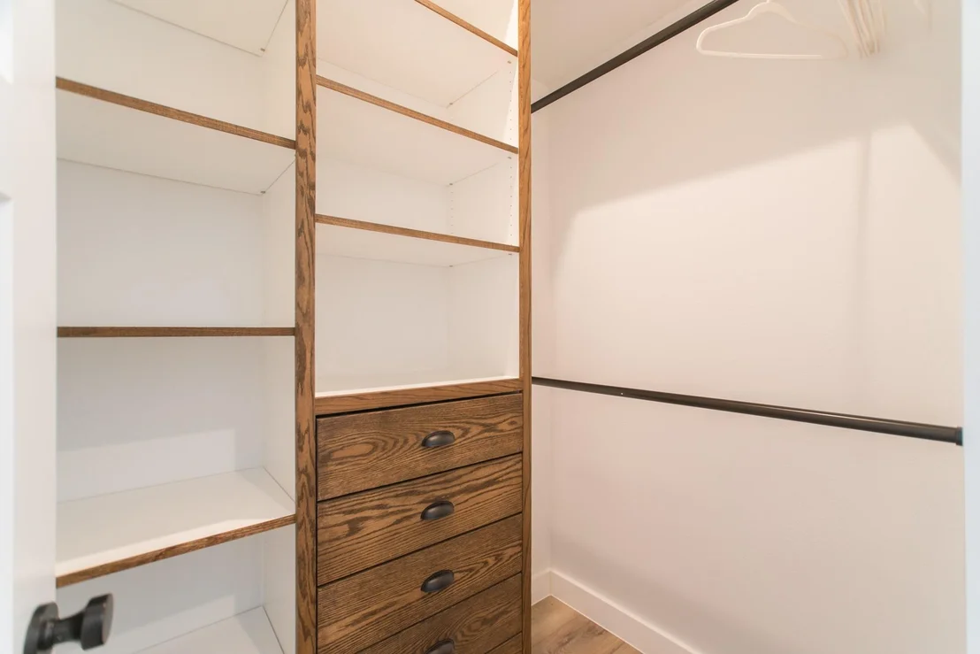 Photo of 5 W Forest Court