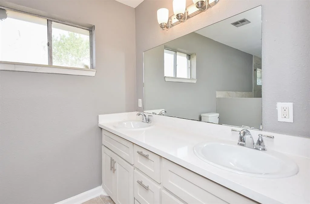 Photo of 4018 Tidewater Drive
