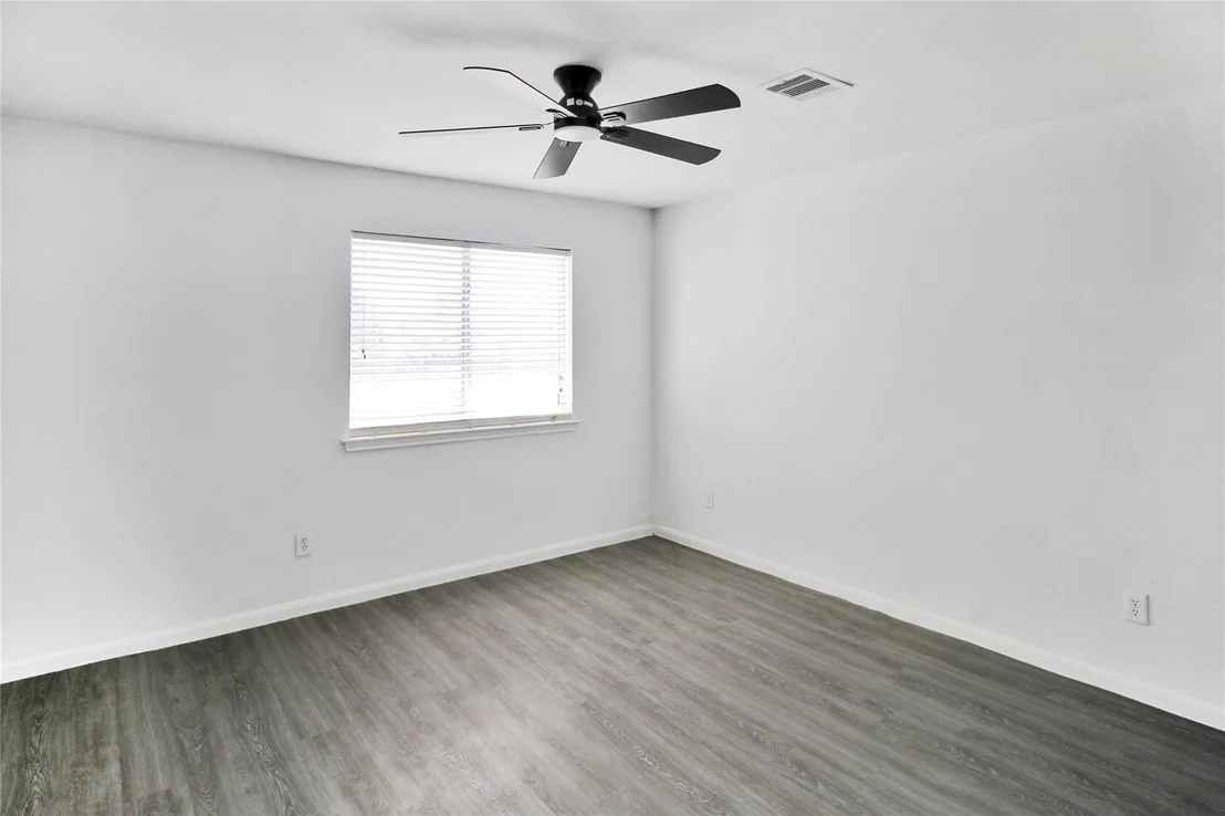 Photo of 511 Chaseway Drive