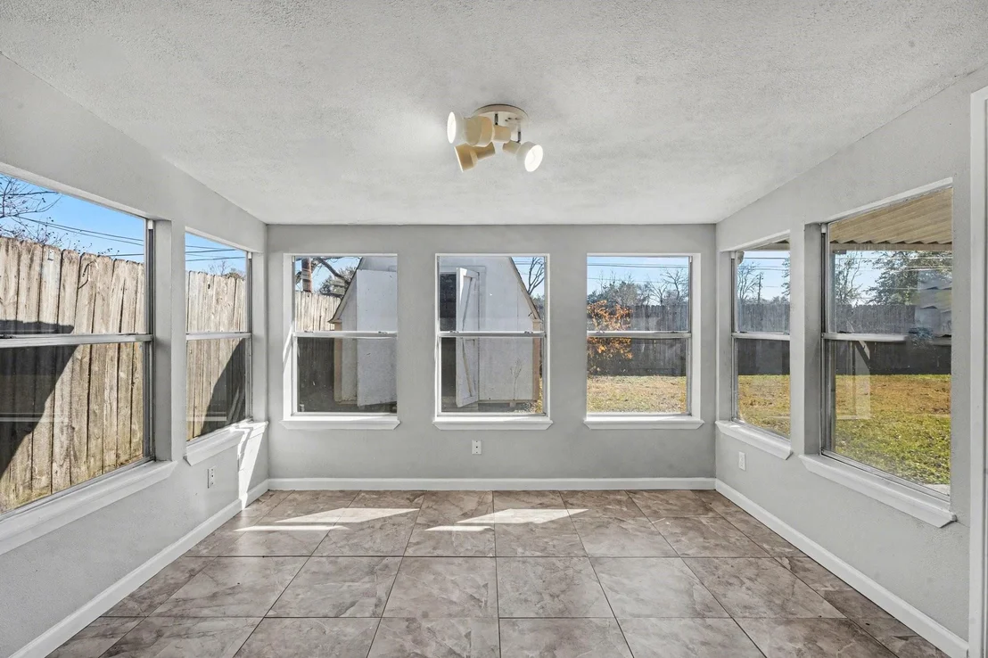 Photo of 3453 Pine Lane