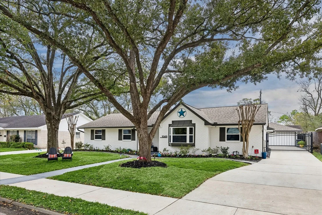 Photo of 10619 Bordley Drive