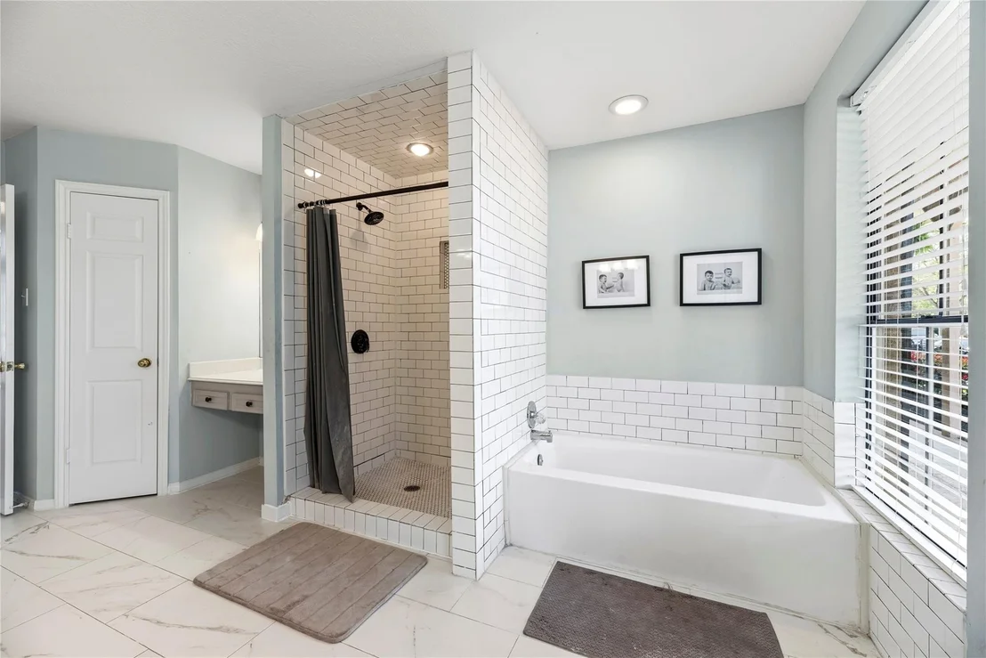Photo of 1802 Quarterpath Drive