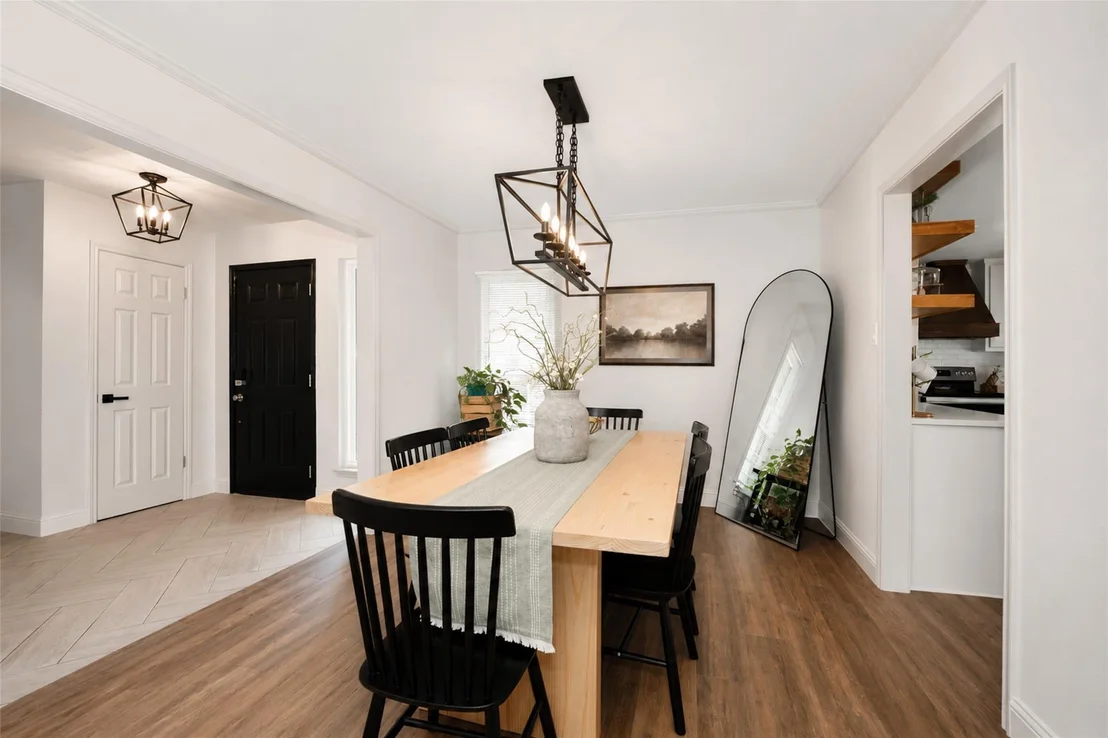 Photo of 21403 Park Bluff Drive
