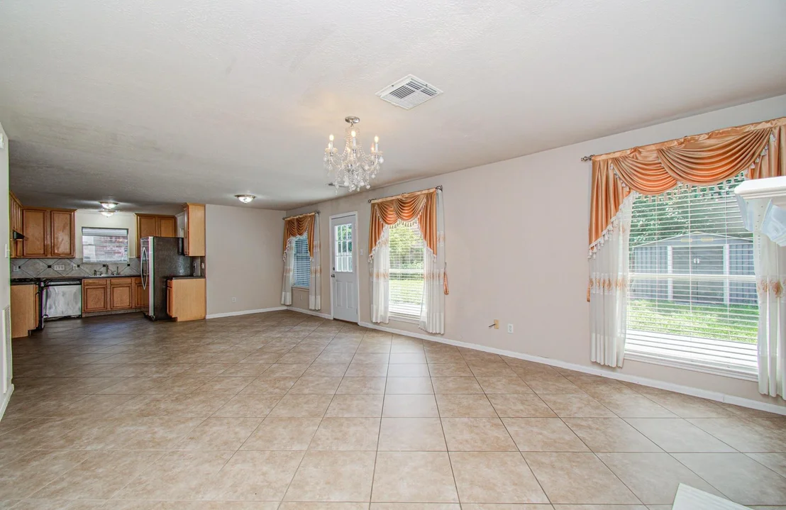 Photo of 5415 Oak Falls Drive