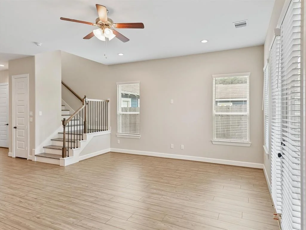 Photo of 1106 Adele Street