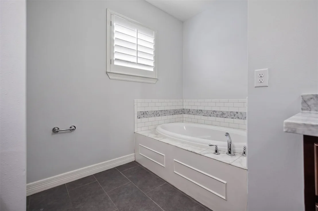 Photo of 5121 Libbey Lane